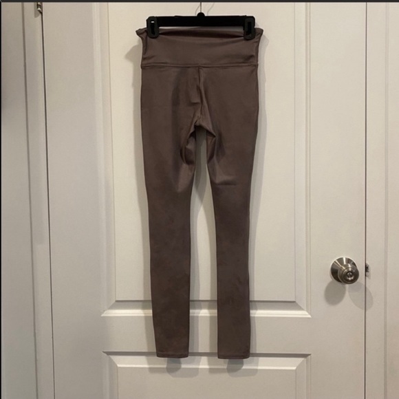 Spanx Faux Leather Leggings in Color Antique Rose - Picture 5 of 5